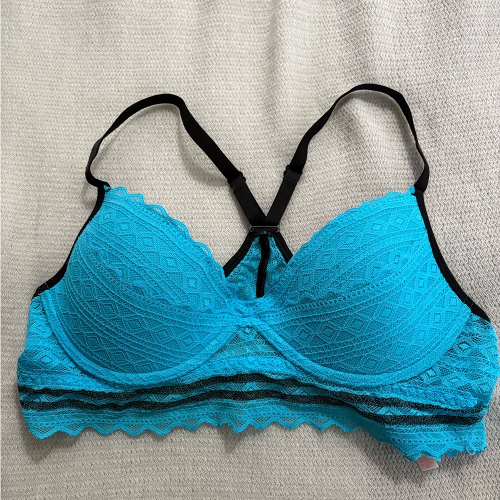 PINK Victoria's Secret Turquoise and Black Lace Bra